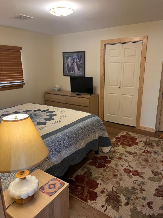 Creekside Downtown Vacation Suites, Only Adults 25 Or Older Buffalo Exterior photo